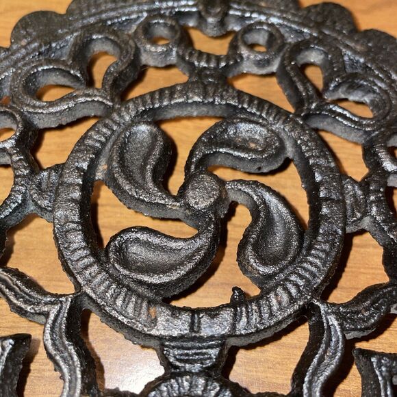 Vintage 50's Cast Iron Footed Heavy Trivet #3 John Zimmerman JZH 1952 Kitchen - Picture 5 of 9